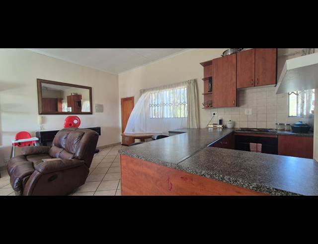 3 BEDROOM APARTMENT FOR SALE IN COUNTRY VIEW